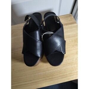 Women's Naomi Wood Wedge Heels with Memory Foam Insole - Universal Thread sz 6